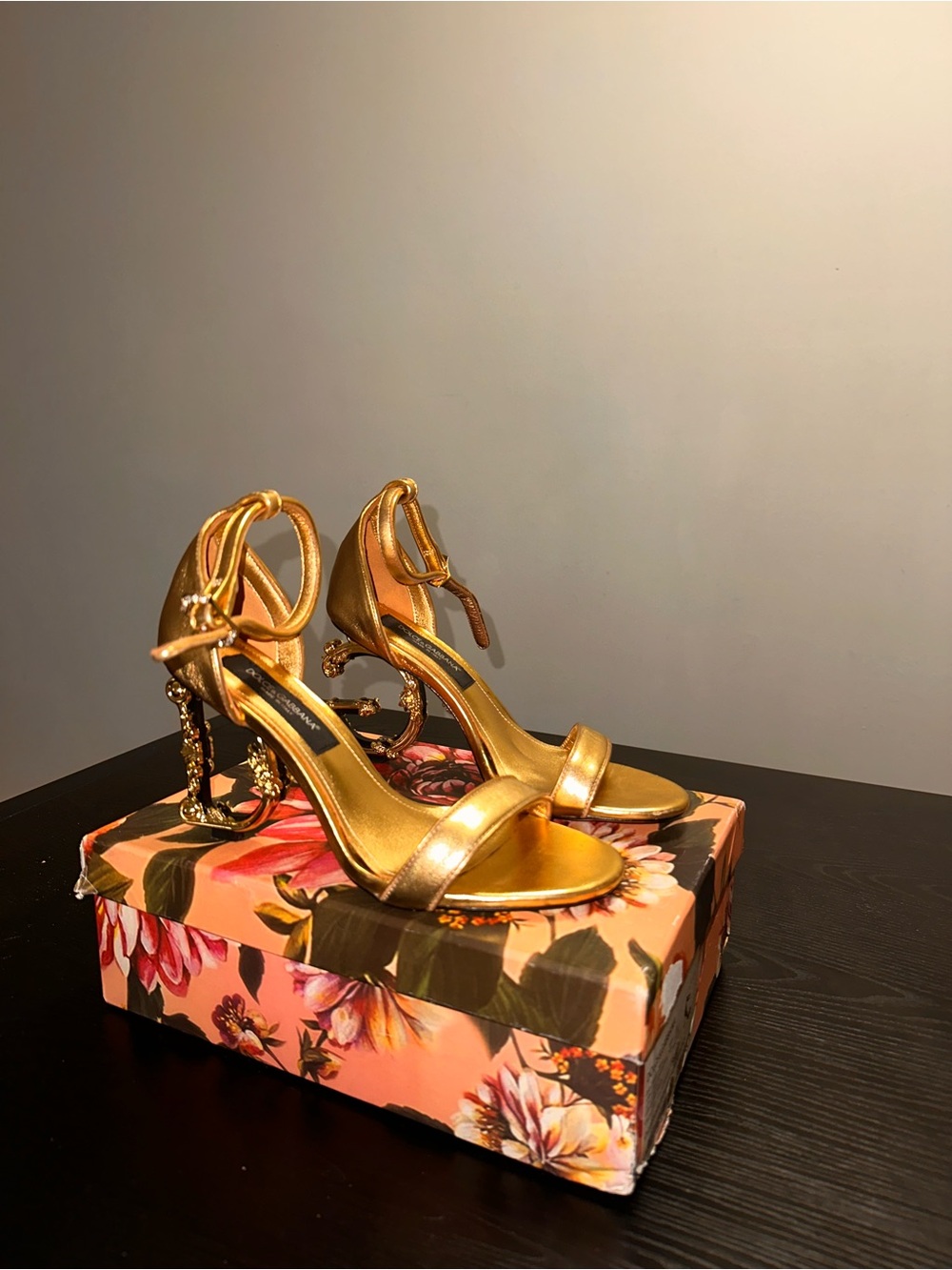 Dolce Gabbana Gold Women's Strappy Heeled Sandals - Elegant Evening Wear